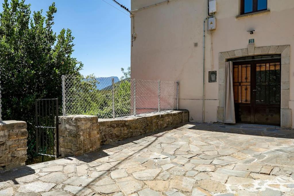 Casa Feli - Apartamento Con Jardin Privado En Los Pirineos Castiello de Jaca Eksteriør billede